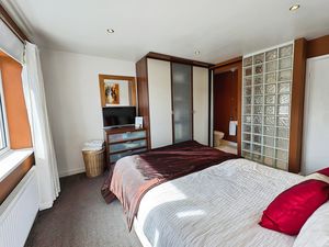 Photo 6- click for photo gallery